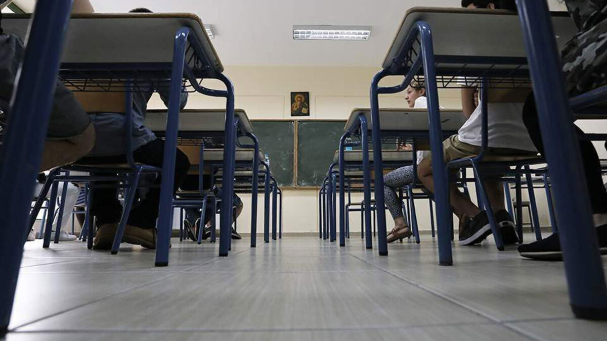 Πανελλαδικές Εξετάσεις-ΕΠΑΛ: Δείτε τα θέματα στα Μαθηματικά