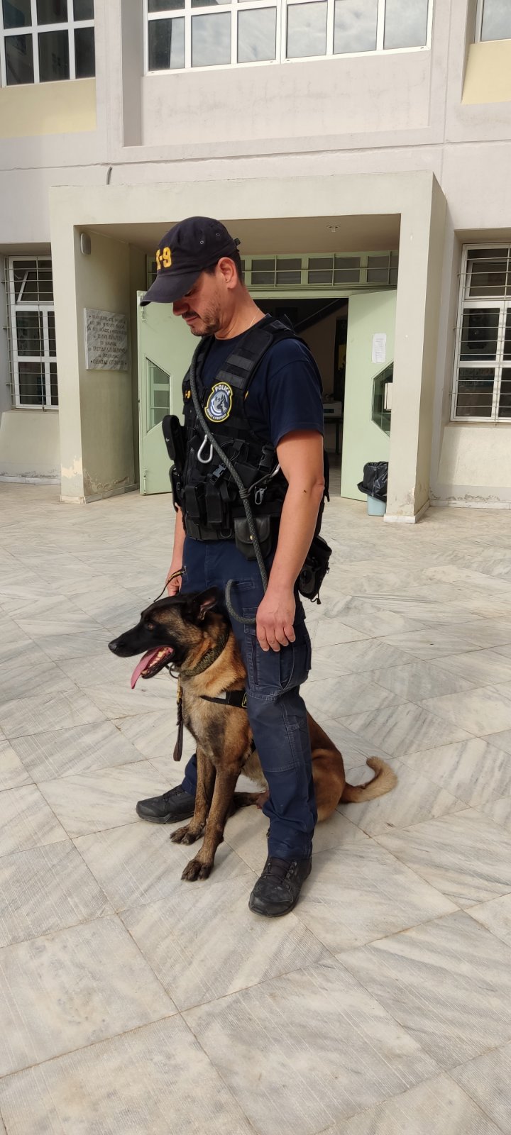 Θεσσαλονίκη: Ο Όσκαρ αποχωρεί από την ΕΛ.ΑΣ. – Ο τετράποδος ήρωας με τις 1.500 λιχουδιές τον μήνα (PHOTO) 