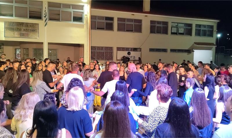 “Κλειτιώτικα 2025”: Αυλαία με ψυχή, μουσική και ασταμάτητο χορό στη μεγάλη ποντιακή βραδιά – Δείτε φωτογραφίες & βίντεο