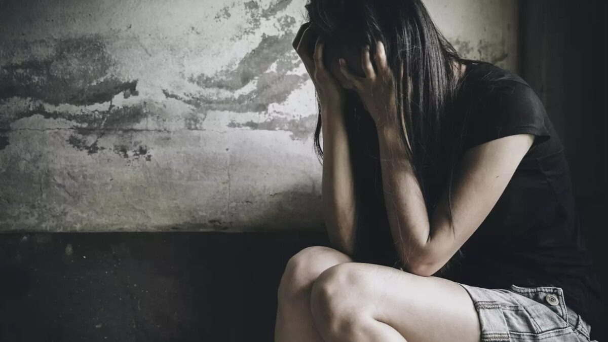 Συνελήφθη άνδρας που βίασε ανήλικη στο σπίτι συγγενικού της προσώπου στην Πάτρα