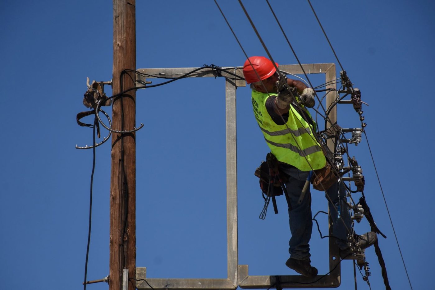 Έρευνα για το πώς «κεραυνοβολήθηκε» ο υπάλληλος του ΔΕΔΔΗΕ Λαμίας στην Α’ ΒΙΠΕ Βόλου