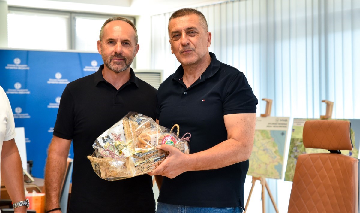 Συνάντηση του Περιφερειάρχη Δημήτρη Κουρέτα με τον Πολιτιστικό Σύλλογο Θεσσαλών Μεσσηνίας “Ο Θετταλός”