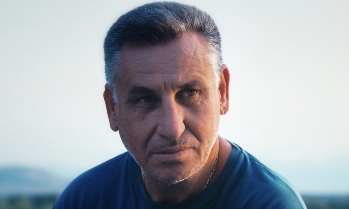 Ο «βαρκάρης» που έσωσε ζωές στη Φαρκαδόνα (βίντεο) – ONLARISSA.GR Νέα Ειδήσεις Λάρισα