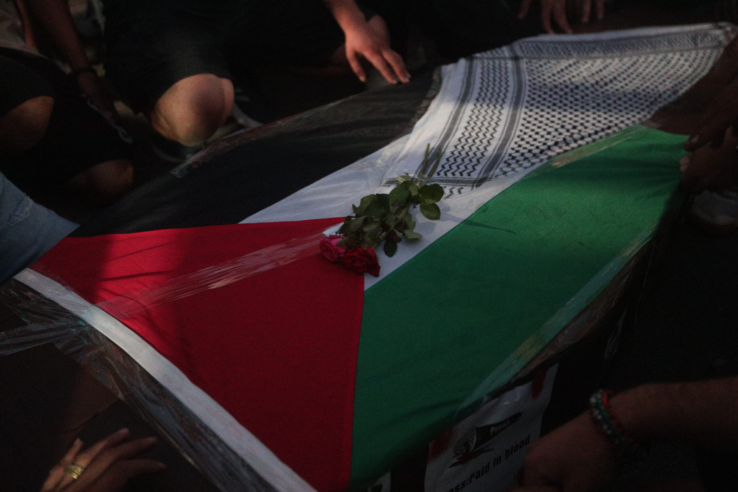 Σάμος: Με μεγάλη συμμετοχή η συγκέντρωση αλληλεγγύης στον παλαιστινιακό λαό