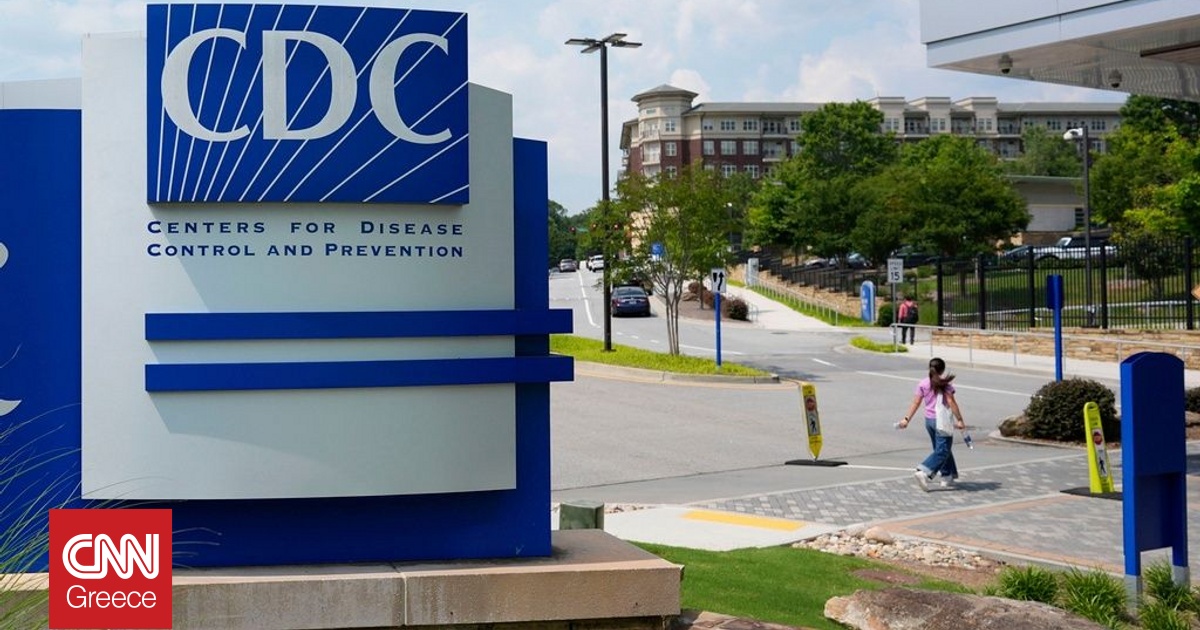 Ο Τραμπ απέπεμψε την διευθύντρια των Κέντρων Ελέγχου Λοιμώξεων – Λίγο μετά την τοποθέτησή της