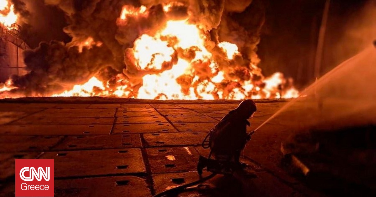 Τουλάχιστον τρεις άνθρωποι σκοτώθηκαν από ρωσική επίθεση στην ανατολική Ουκρανία