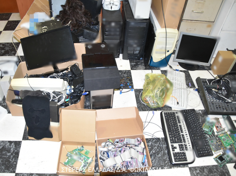 Τέσσερις συλλήψεις ανήλικων μελών εγκληματικής ομάδας, στη Φωκίδα