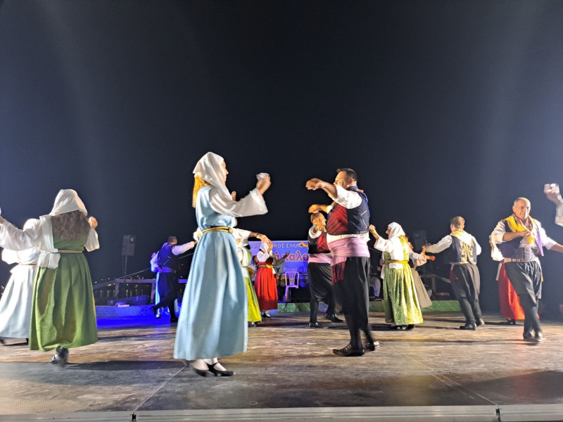 «Γιορτή Πίτας» του Πολιτιστικού Συλλόγου Μαλεσίνας στην παραλία του Θεολόγου Δήμου Λοκρών