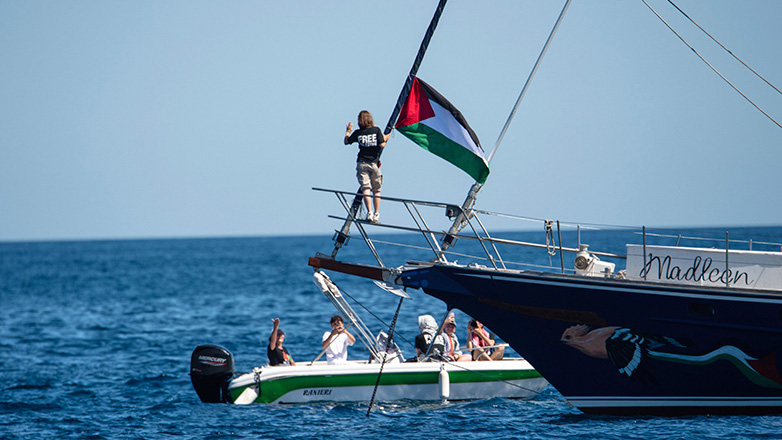 Ξεκινάει το ταξίδι του ο στολίσκος πλοίων που θέλει να σπάσει τον ισραηλινό αποκλεισμό της Γάζας