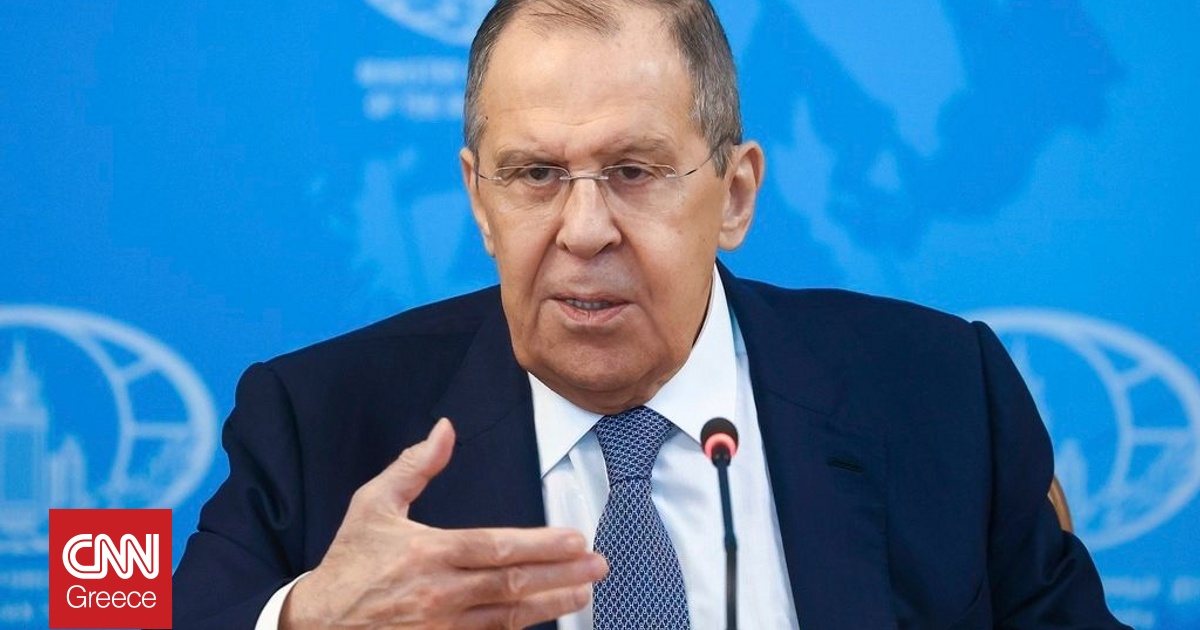 Ο Λαβρόφ κατηγορεί τους Δυτικούς ότι προσπαθούν να «εμποδίσουν» τις ειρηνευτικές διαπραγματεύσεις