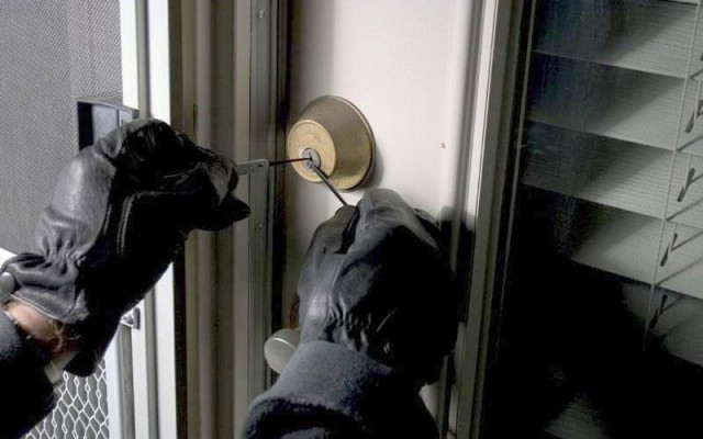 Έκαναν φύλλο και φτερό μονοκατοικία στα Πετρανά Κοζάνης – Έρευνα της Ασφάλειας Κοζάνης για τη νέα διάρρηξη