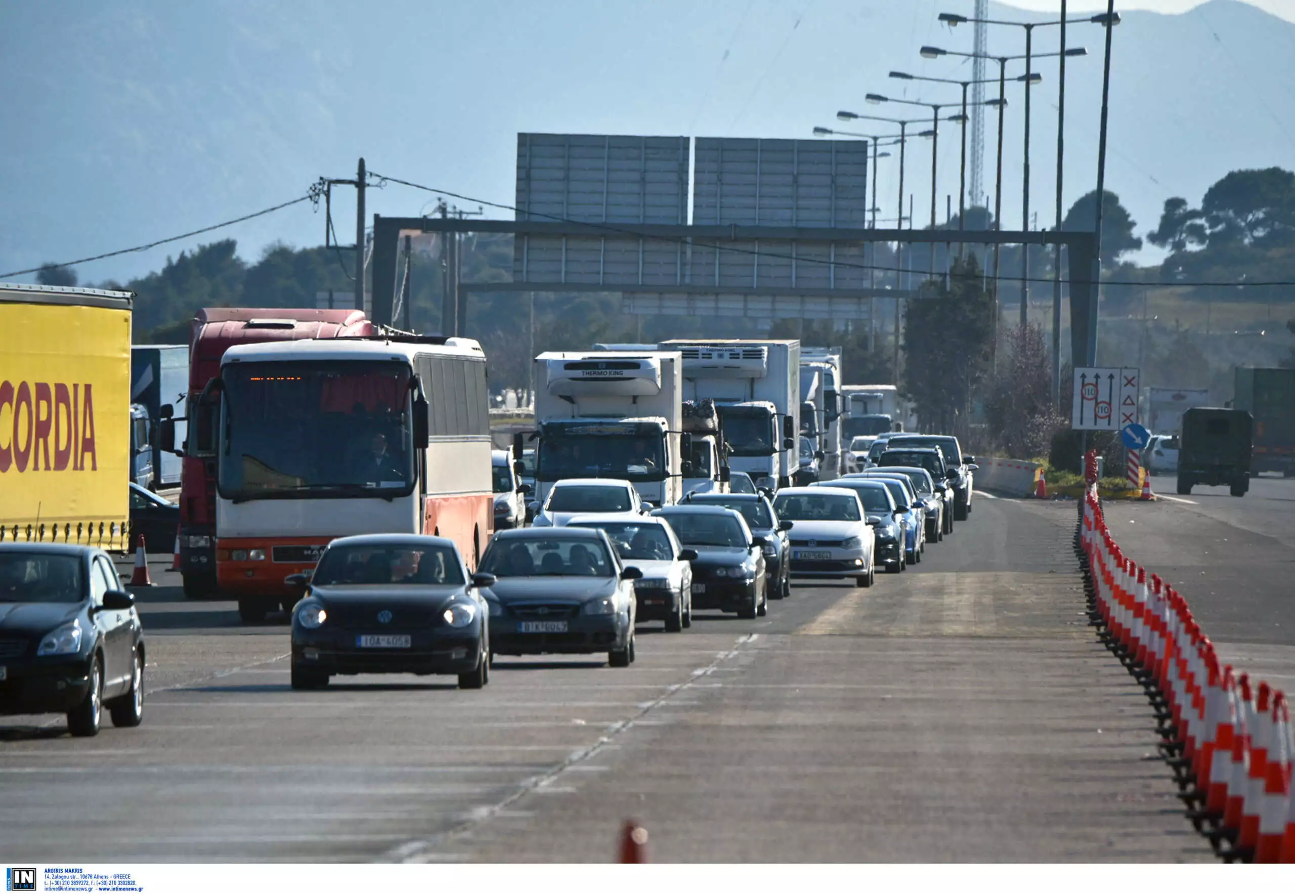 Επιστροφή με ταλαιπωρία – Μποτιλιάρισμα στα διόδια Ασπροβάλτας (Χάρτης)