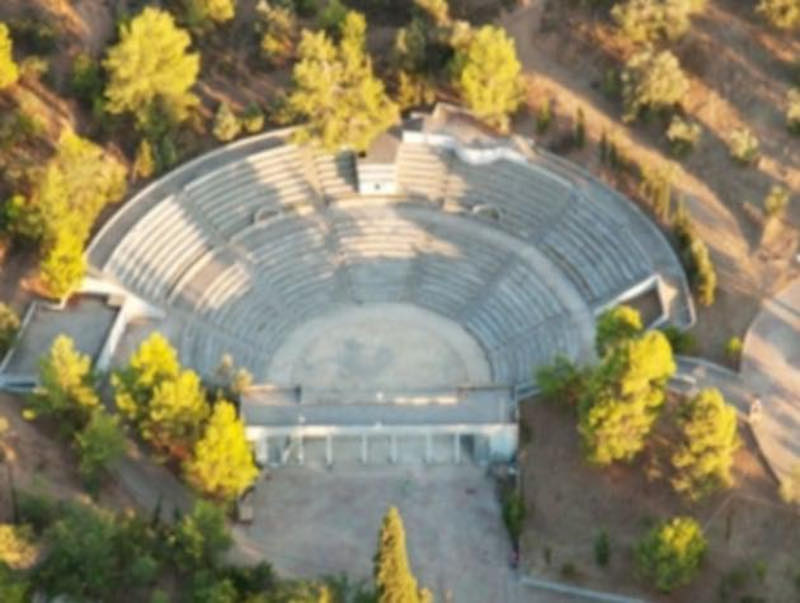 Συναυλία για τον Μίκη Θεοδωράκη στο Μοσχοπόδι Θήβας