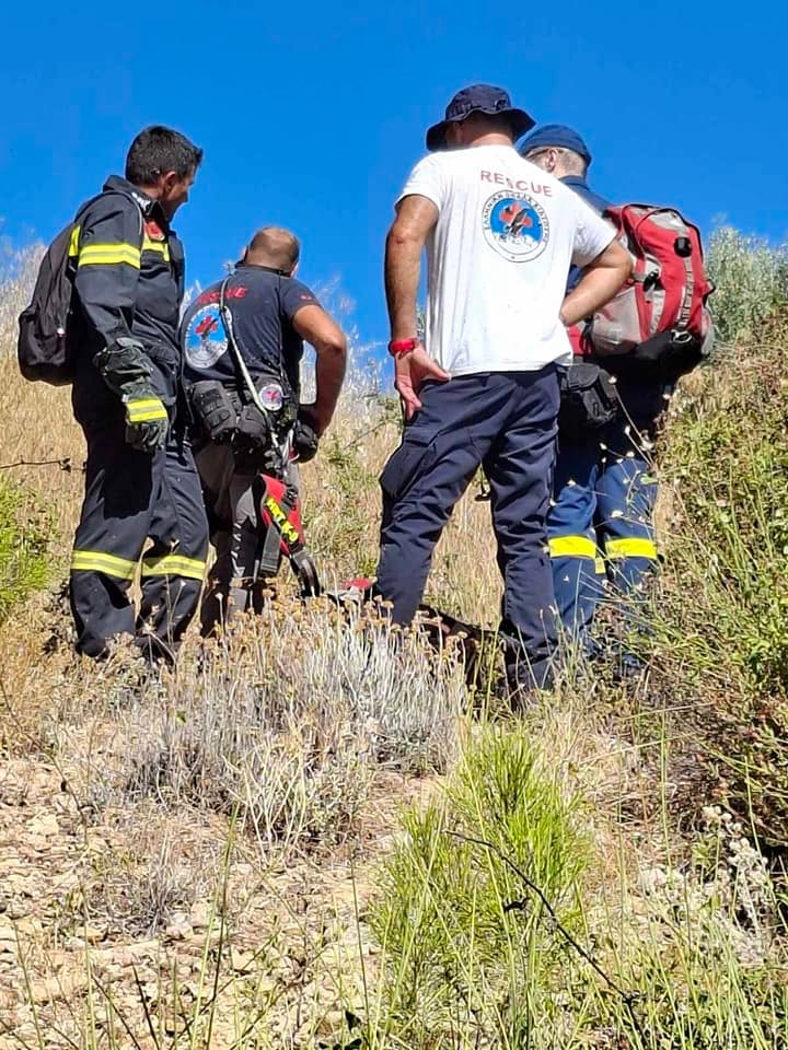 Σάμος: Ο σκύλος της Ελληνικής Ομάδας Διάσωσης εντόπισε τουρίστα που κινδύνευε