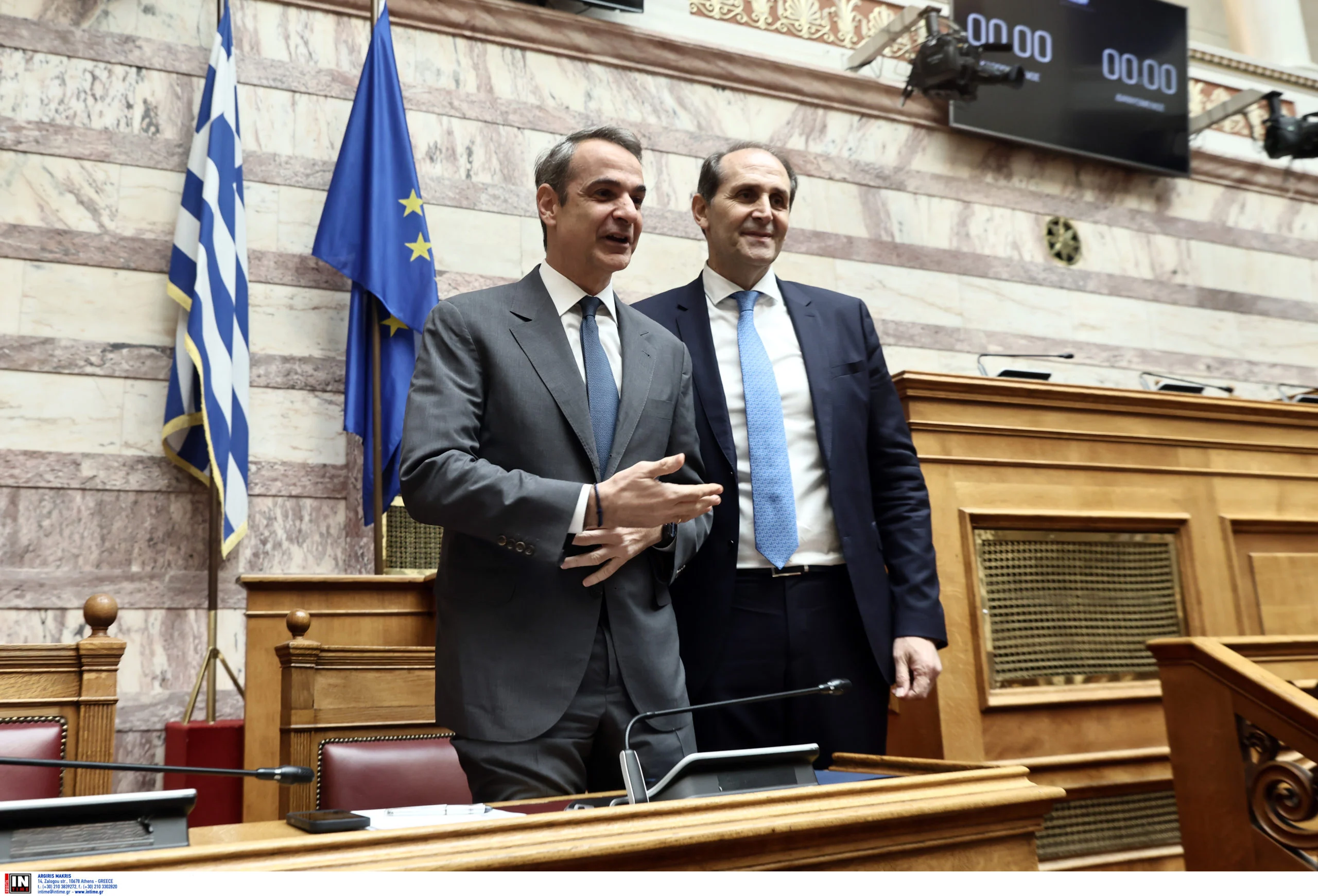 Κυριάκος Μητσοτάκης: «Συγκλονισμένος πληροφορήθηκα τον αιφνίδιο θάνατο του Απόστολου Βεσυρόπουλου»