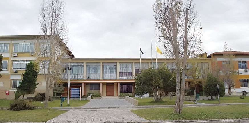 Τρεις εστίες φωτιάς στην Πανεπιστημιούπολη στο Ρίο τα ξημερώματα