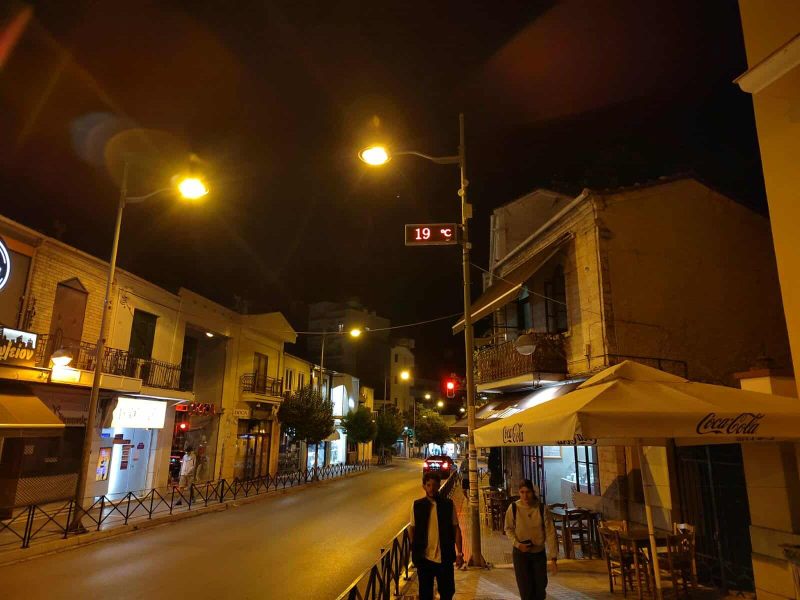 Βουτιά της θερμοκρασίας στην Κοζάνη: Στους 19 βαθμούς Κελσίου το βράδυ της Κυριακής – Αισθητά μειωμένη κίνηση στην πόλη Δείτε βίντεο