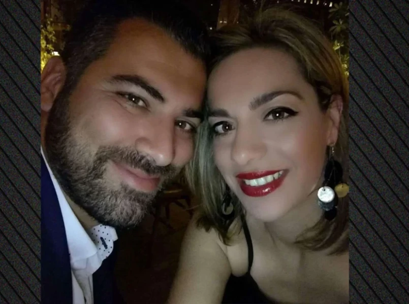 Ο δικαστικός επιμελητής Γιάννης Καράπας και η σύζυγός του έχασαν τη ζωή τους σε τροχαίο, αφήνοντας πίσω τους τρία παιδιά