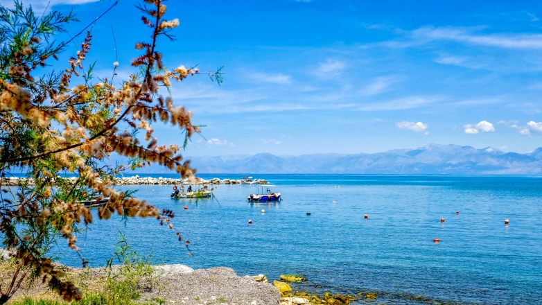 Καλοκαιρία: Στους 32 βαθμούς σκαρφαλώνει ο υδράργυρος