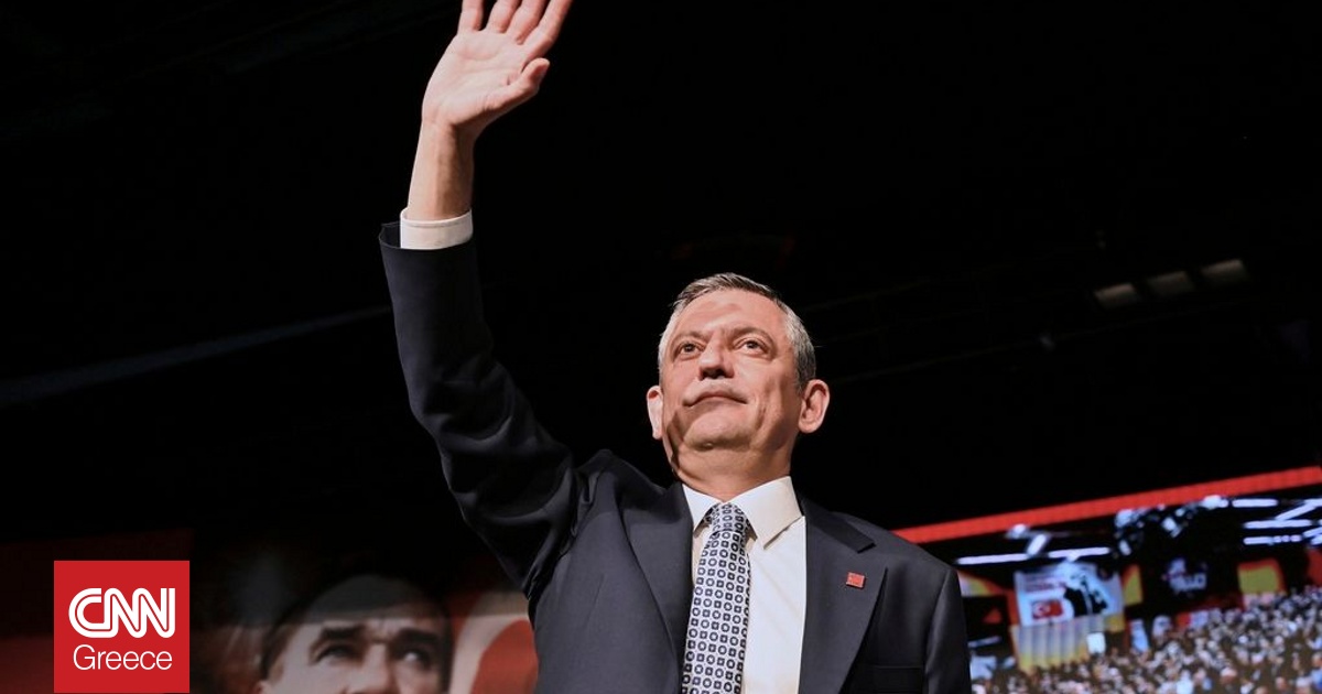 Τουρκία: Καθαιρέθηκε o επικεφαλής του Ρεπουμπλικανικού Λαϊκού Κόμματος