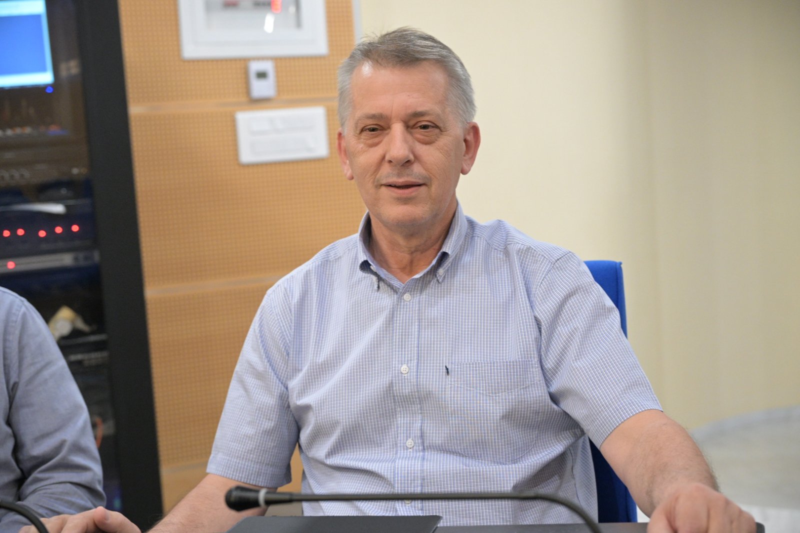 Εγκρίθηκε κατά πλειοψηφία το ψήφισμα υπέρ του δημάρχου Καισαριανής – ONLARISSA.GR Νέα Ειδήσεις Λάρισα