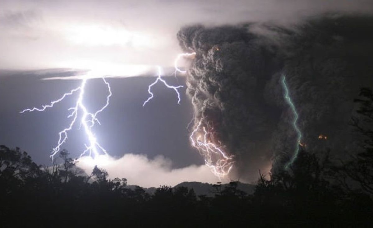 Πυρκαγιά από κεραυνό στην περιοχή του Μεσοβουνίου στην Αργιθέα – ONLARISSA.GR Νέα Ειδήσεις Λάρισα