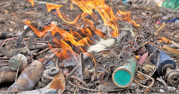 Η Λαϊκή Συσπείρωση για το σχέδιο δημιουργίας Μονάδων Καύσης Απορριμμάτων