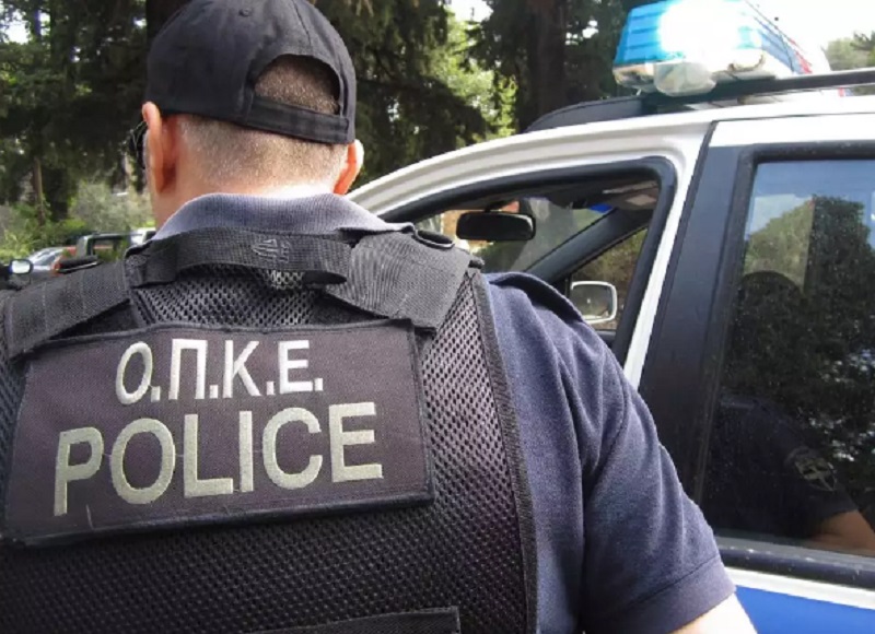 Παραβίασε κόκκινα φανάρια, μπήκε στο αντίθετο ρεύμα και επιτέθηκε στους αστυνομικούς – ONLARISSA.GR Νέα Ειδήσεις Λάρισα