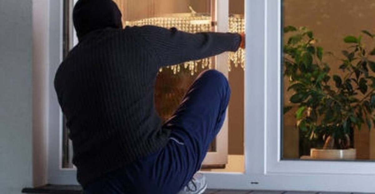 Από τις διακεκριμένες κλοπές, ξανά στο εδώλιο – Κοιμήθηκε στο ακροατήριο – ONLARISSA.GR Νέα Ειδήσεις Λάρισα