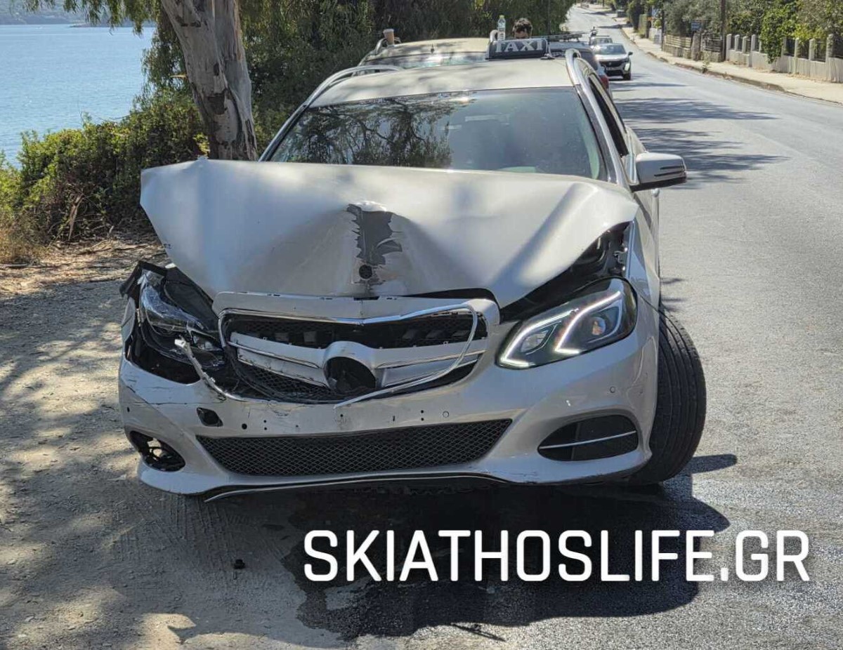 Καραμπόλα τεσσάρων αυτοκινήτων – Μία γυναίκα τραυματίας (φώτο) – ONLARISSA.GR Νέα Ειδήσεις Λάρισα