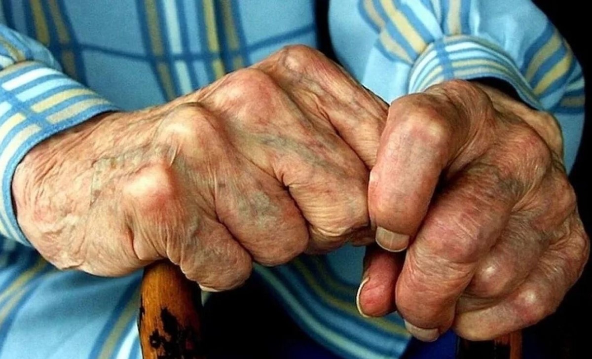 Συγκινητική ανταπόκριση για τον 82χρονο που ζει χωρίς ρεύμα – ONLARISSA.GR Νέα Ειδήσεις Λάρισα