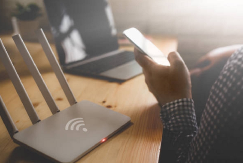 Χωρίς τηλέφωνο και ίντερνετ για τρεις μέρες νοικοκυριά και επιχειρήσεις σε δρόμο της Νέας Ιωνίας Βόλου