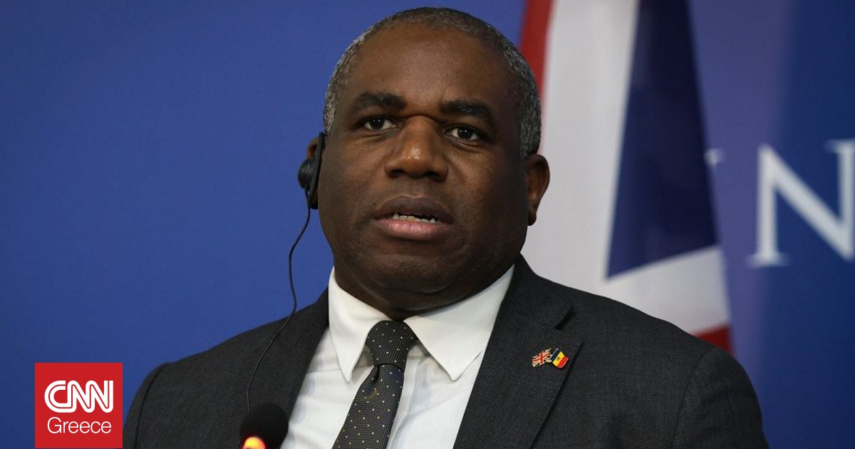 Κυβερνητική κρίση στη Βρετανία: Ο Ντέιβιντ Λάμι αντιπρόεδρος, η Ιβέτ Κούπερ νέα ΥΠΕΞ