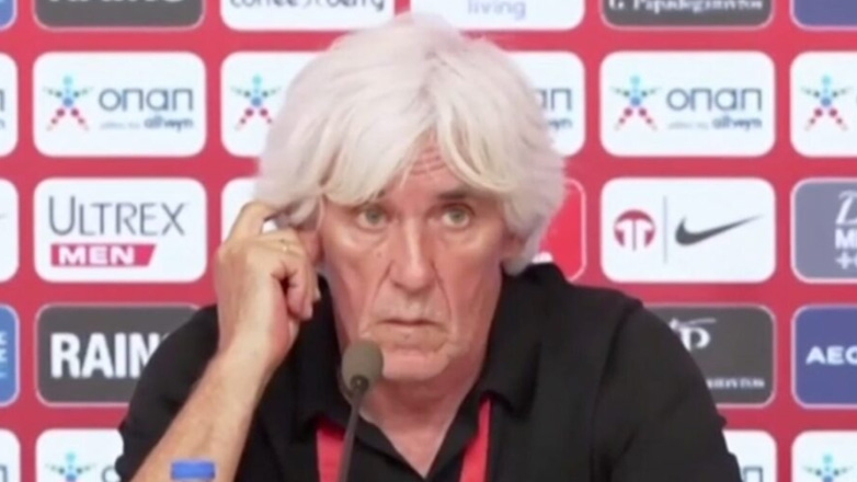 Η στιγμή του ισχυρού σεισμού στη συνέντευξη Τύπου του Γιοβάνοβιτς