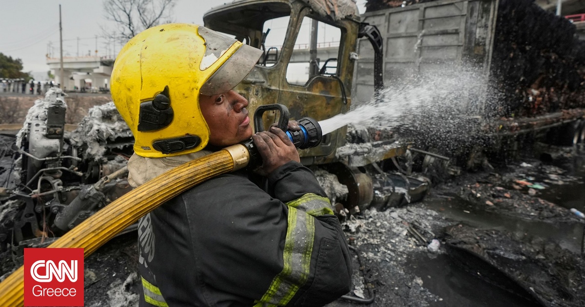 Μεξικό: Τουλάχιστον 21 νεκροί από την έκρηξη βυτιοφόρου που μετέφερε υγραέριο