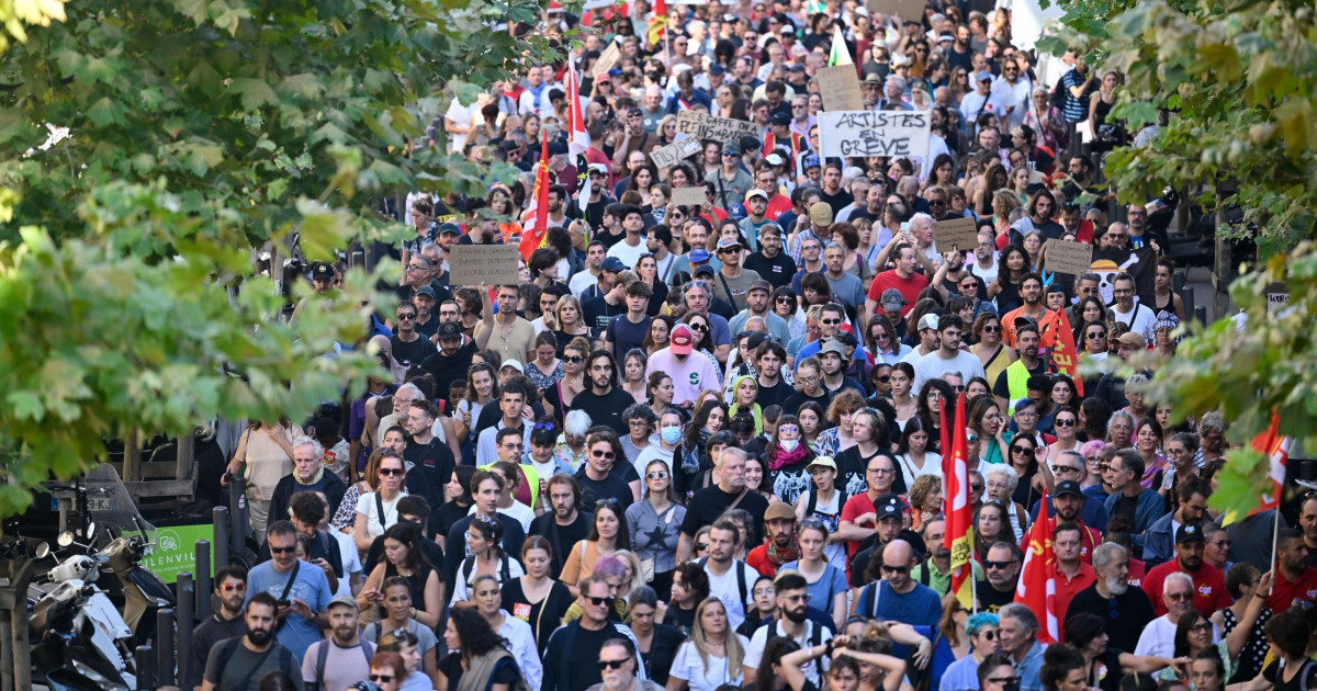 Γαλλία: Με νέες απεργιακές κινητοποιήσεις απειλούν τον Λεκορνί τα οκτώ βασικά συνδικάτα της χώρας