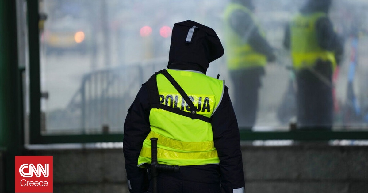 Συναγερμός στην Πολωνία: Aντικείμενο άγνωστης προέλευσης έπεσε σε χωριό στα ανατολικά