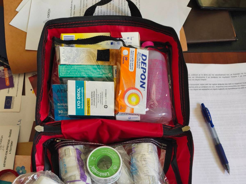 Τοποθέτηση κουτιών πρώτων βοηθειών στα Δημοτικά Καταστήματα και στα υπηρεσιακά αυτοκίνητα του Δήμου Λοκρών