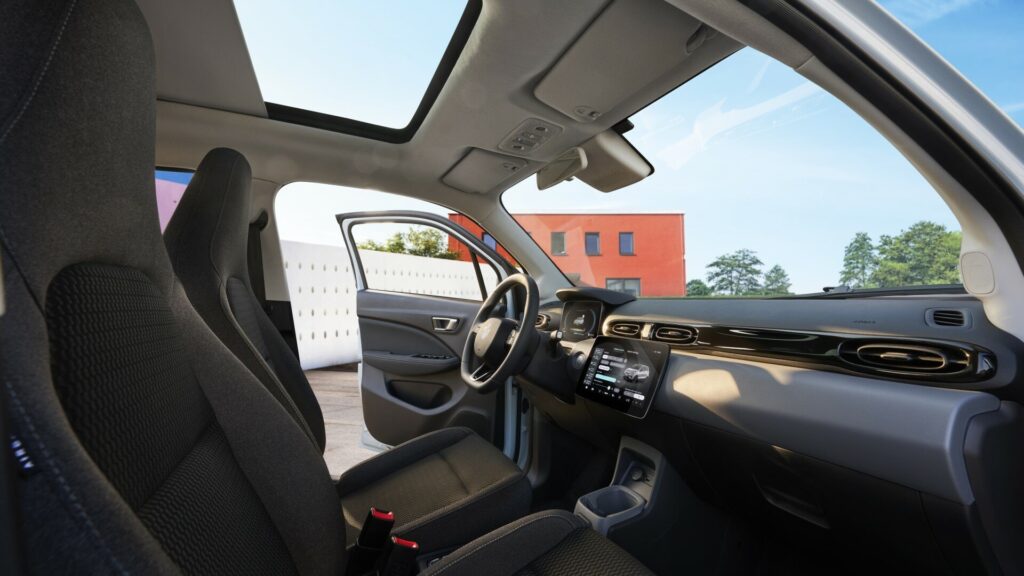 Οδηγήσαμε το φθηνότερο EV, το Leapmotor TO3