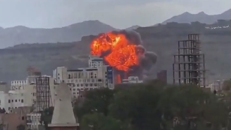 Υεμένη: Οκτώ νεκροί και δεκάδες τραυματίες σε ισραηλινές επιδρομές στη Σαναά