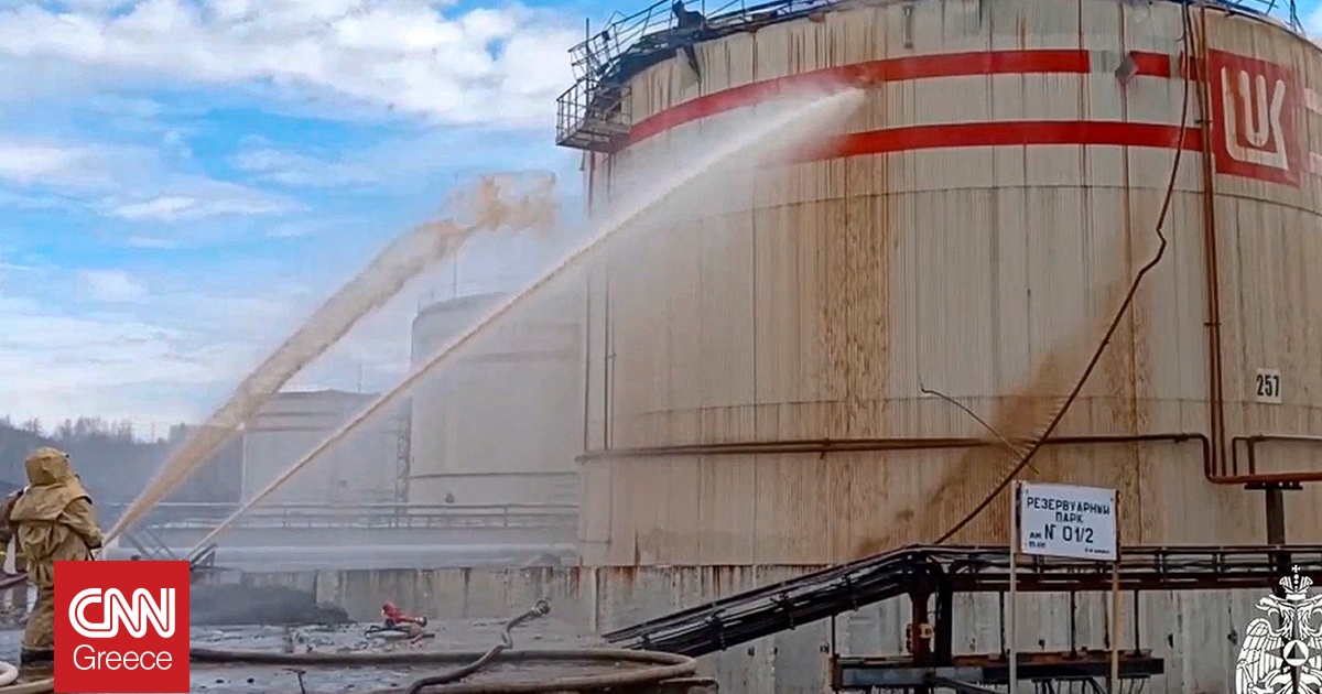 «Βροχή» με πάνω από 360 drone κατά της Ρωσίας εξεπέλυσε η Ουκρανία – Στο στόχαστρο και διυλιστήριο