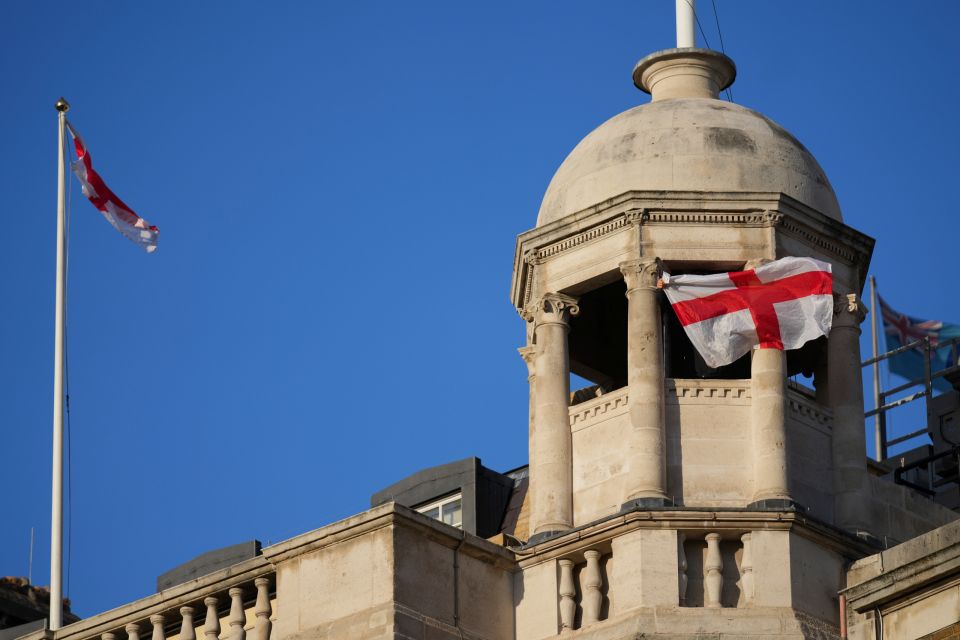 Βρετανία: Σε εξέλιξη έρευνες για τον διαδηλωτή που ζήτησε την δολοφονία του Στάρμερ