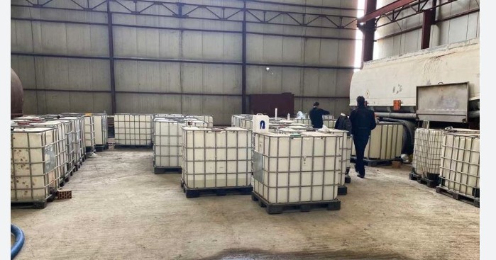 Θεσσαλονίκη: Έφοδος σε αποθήκη με παράνομους διαλύτες