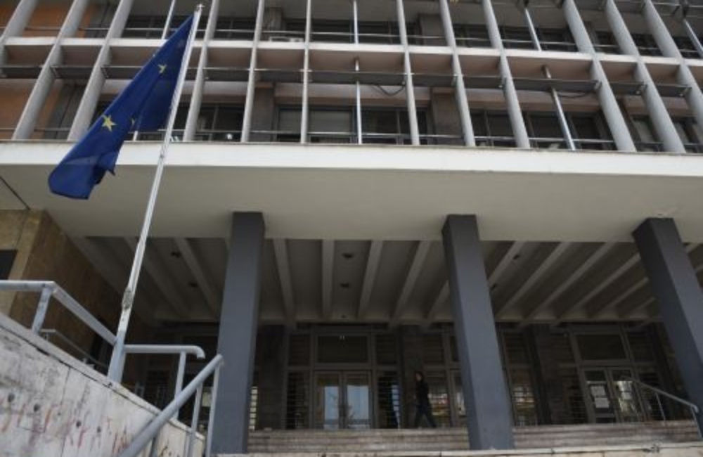 Θεσσαλονίκη: Δίωξη για ανθρωποκτονία από πρόθεση στον 50χρονο αδελφοκτόνο