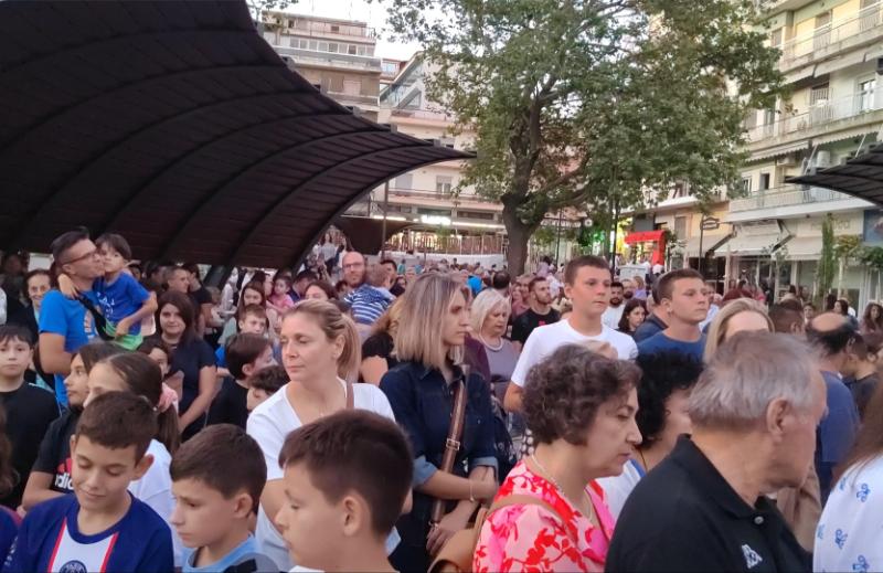 Γιορτινά εγκαίνια για τη νέα Πλατεία Λασσάνη στην Κοζάνη- Μουσική, ποδήλατα και πλήθος κόσμου στην τελετή – Δείτε φωτογραφίες & βίντεο