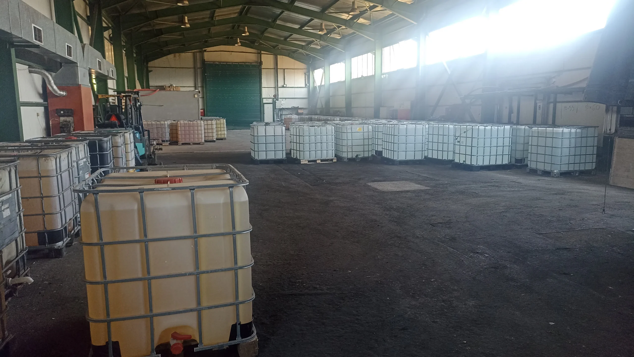 Θεσσαλονίκη: Εξαρθρώθηκε εγκληματική οργάνωση – Διακινούσε αιθυλική αλκοόλη (PHOTO+VIDEO)