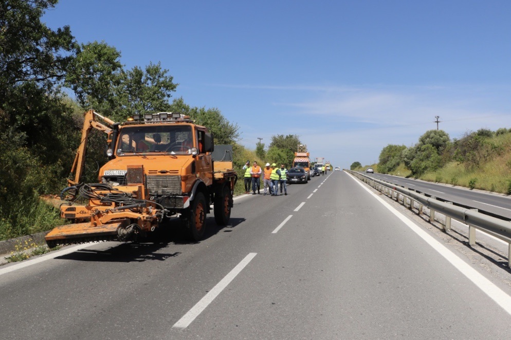 Εργασίες κοπής πρασίνου σήμερα στη Μουδανιών