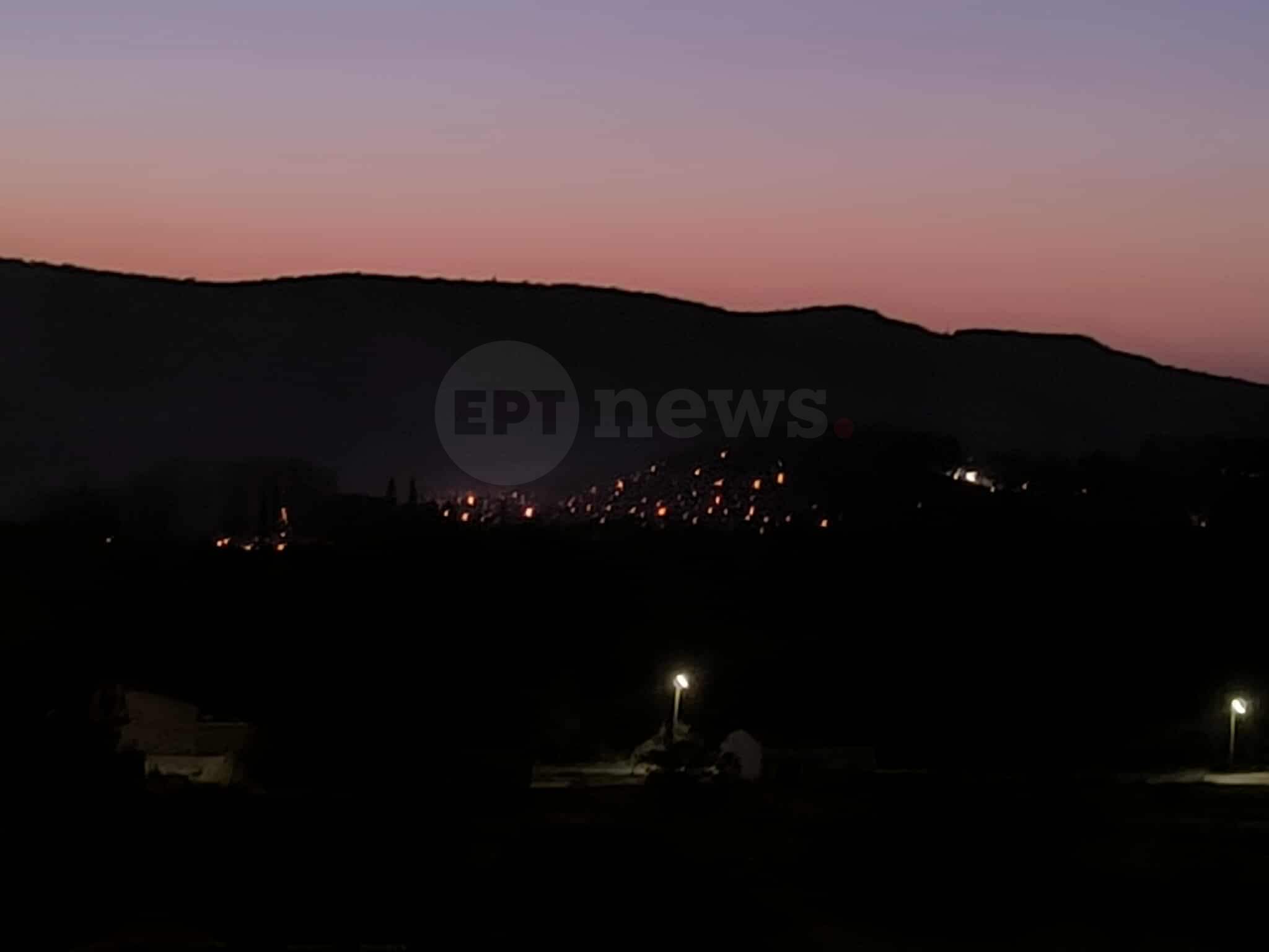 Φωτιά τώρα στη Λέσβο: Μάχη με τα «καντηλάκια» στη Βρίσα από τις επίγειες δυνάμεις πυρόσβεσης