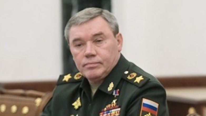 Ρωσία: Ο επικεφαλής των γενικού επιτελείου διαβεβαιώνει πως τα στρατεύματά του στην Ουκρανία προελαύνουν σε όλα τα μέτωπα