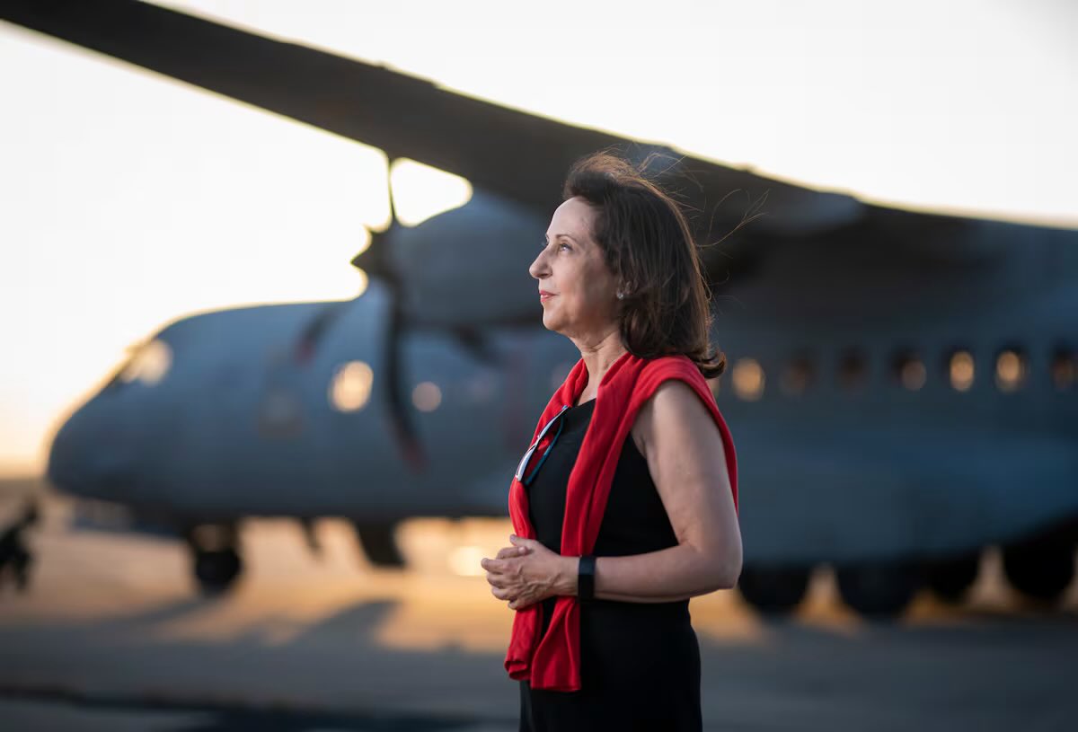 Παρεμβολές στο GPS του αεροσκάφους που μετέφερε την Ισπανίδα υπουργό Άμυνας